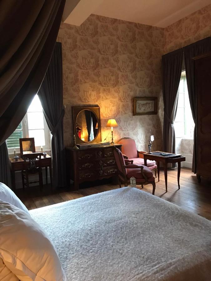 Chateau De Vesset Tréteau エクステリア 写真