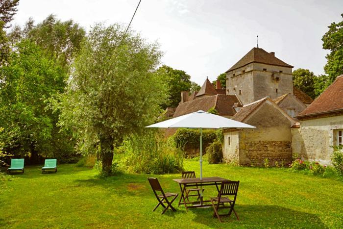 Chateau De Vesset Tréteau エクステリア 写真