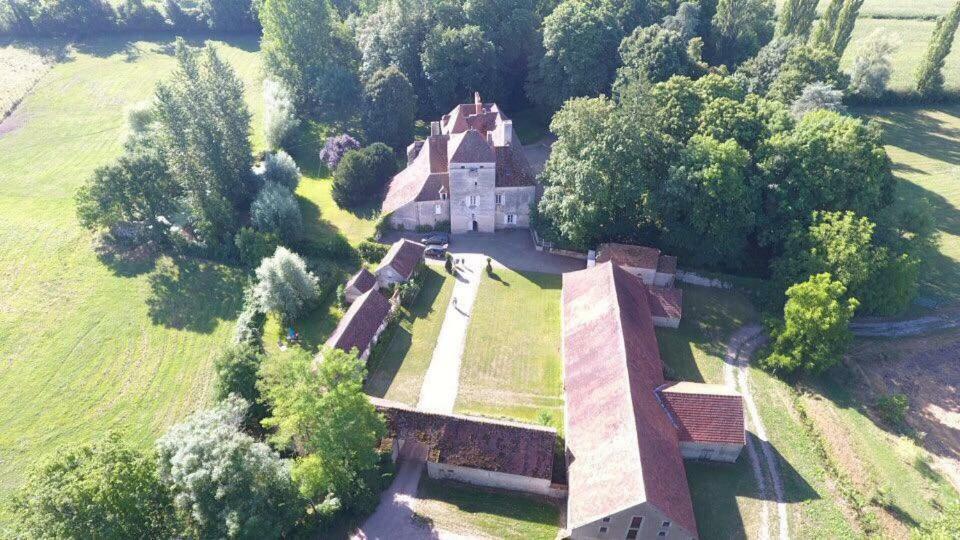 Chateau De Vesset Tréteau エクステリア 写真